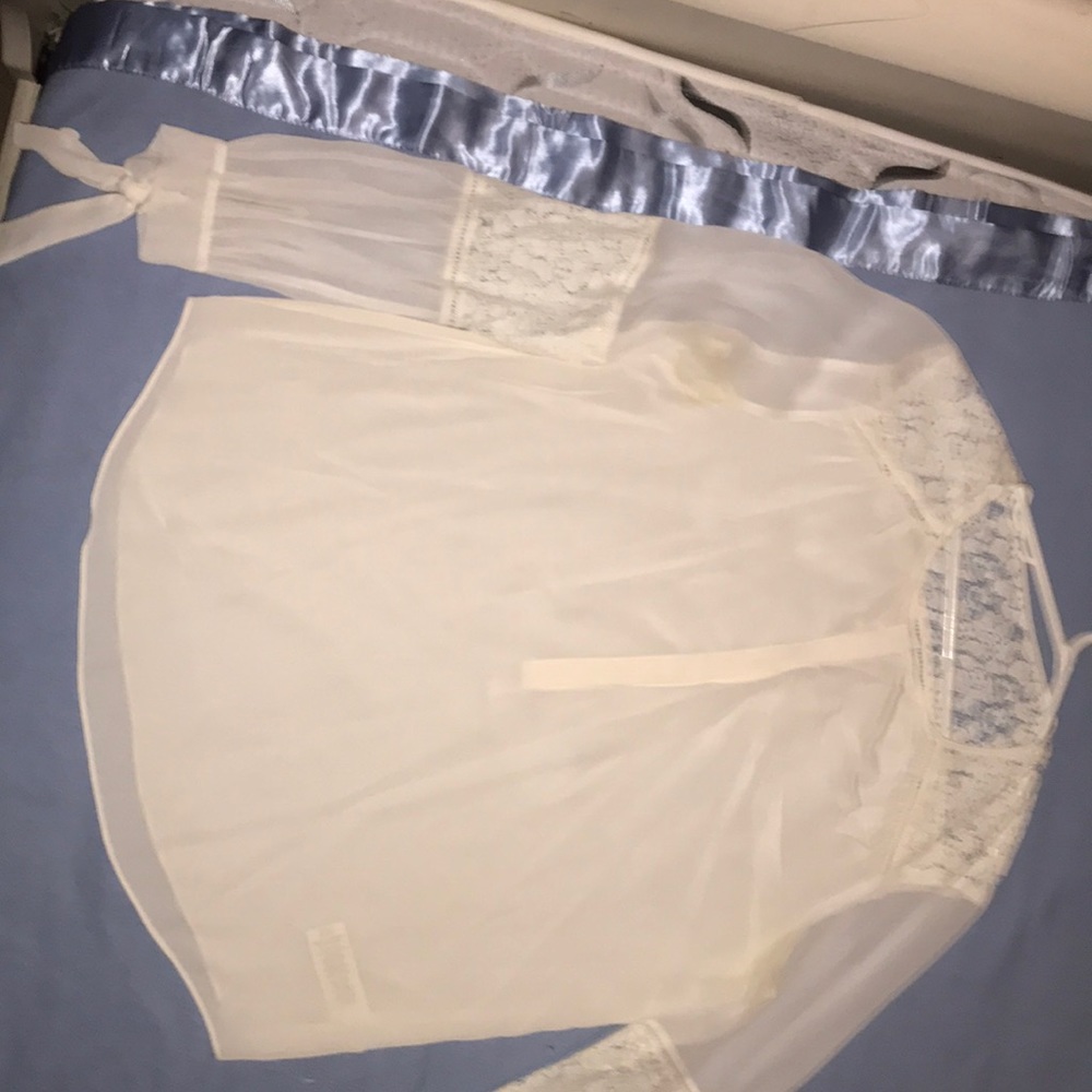 white blouse 🤍